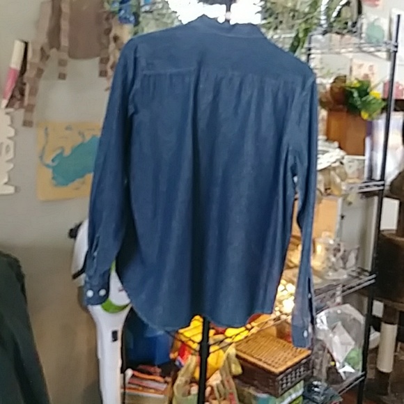 Top - Picture 5 of 7